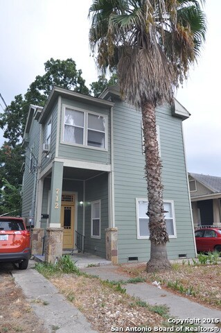 712 Marshall St unit B, San Antonio, TX 78212 - photo 3