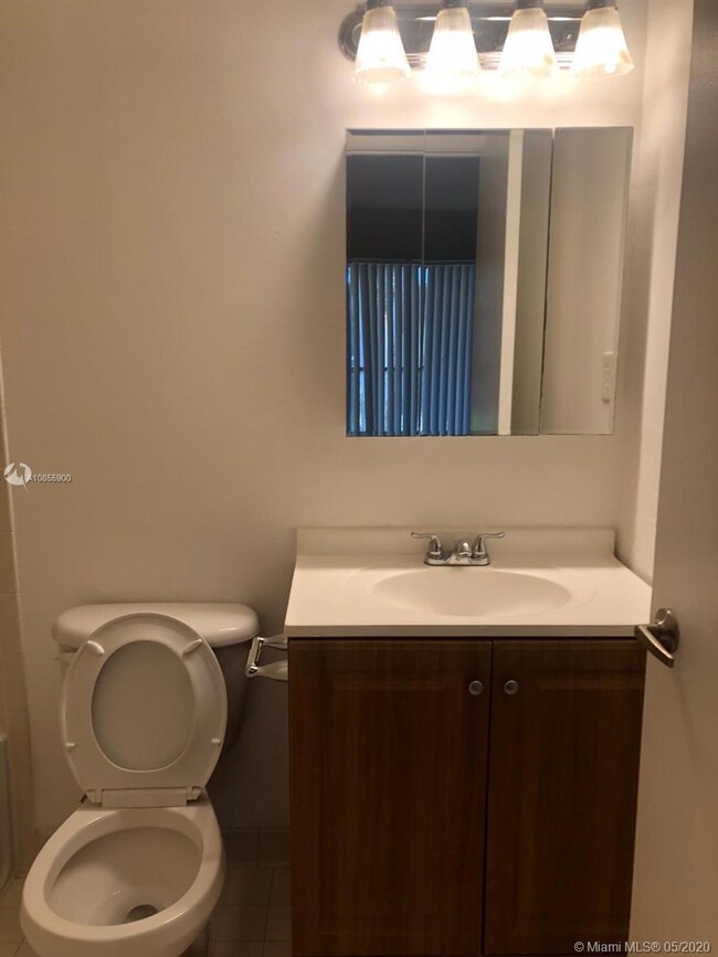 314 Meadows Cir unit 314, Boynton Beach, FL 33436 - photo 6