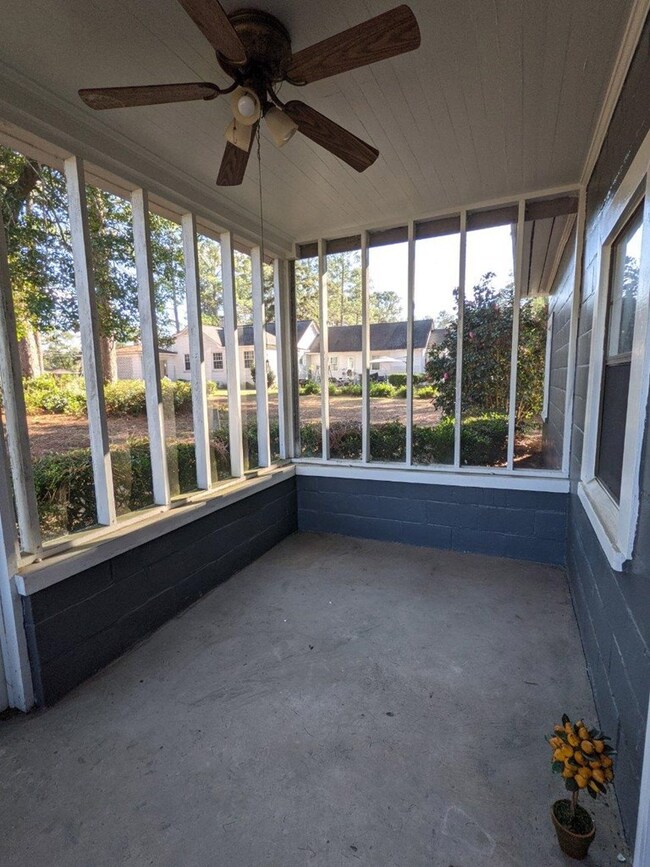 501 N Chester Ave, Douglas, GA 31533 - photo 4
