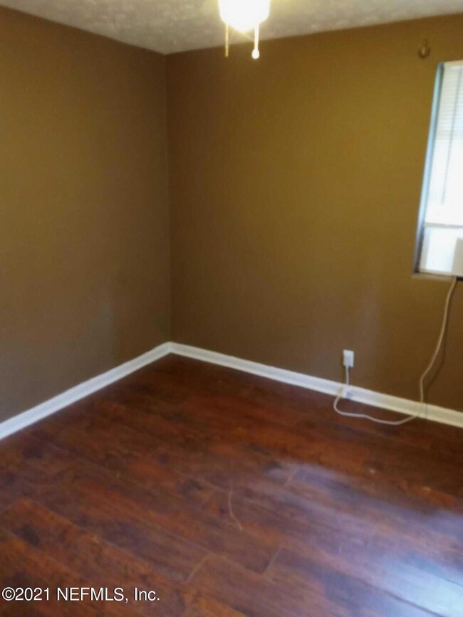 5222 Lexington Ave, Jacksonville, FL 32210 - photo 7
