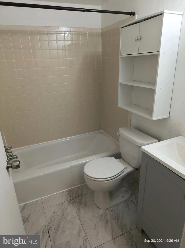 5538 Karen Elaine Dr unit 1623, New Carrollton, MD 20784 - photo 5