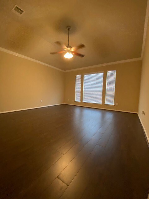 2013 Golden Creek Ln, Richmond, TX 77469 - photo 4