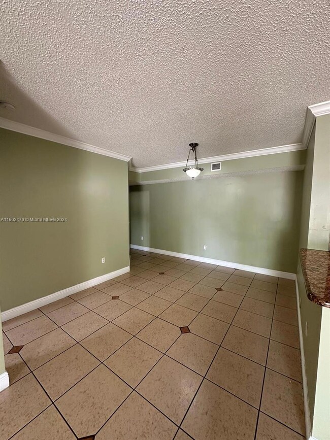 6952 SW 39th St unit C107, Davie, FL 33314 - photo 5