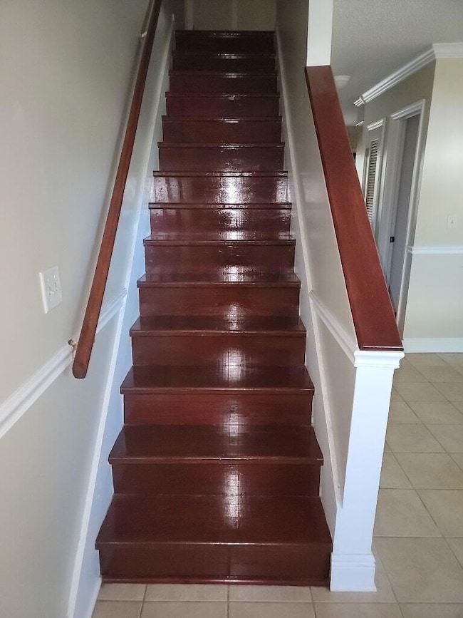 property_11-2021_Hallway_Stairs_1 (2)