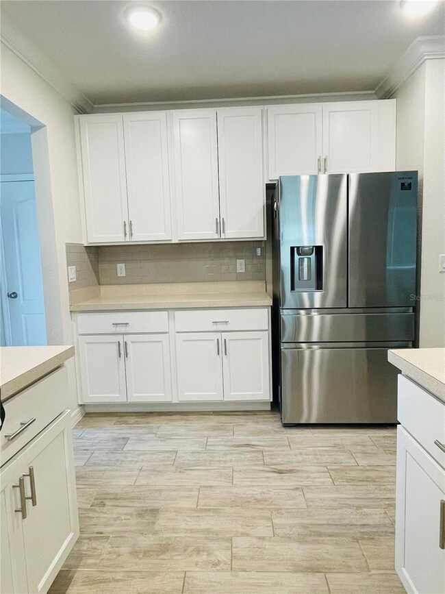 532 Pinecrest Loop, Davenport, FL 33837 - photo 5