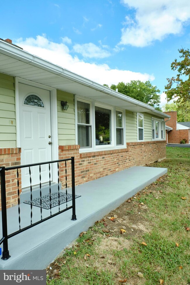 559 Salem Church Rd, Newark, DE 19702 - photo 4