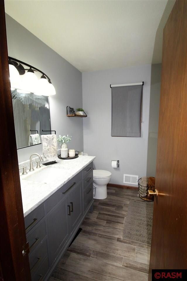 1116 N Spring St, New Ulm, MN 56073 - photo 5