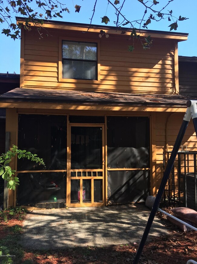 4554 Melissa Ct N, Jacksonville, FL 32210 - photo 7