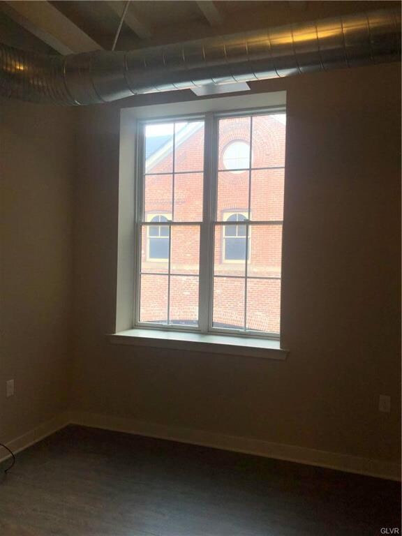 124 W Union Blvd unit 205, Bethlehem, PA 18018 - photo 3