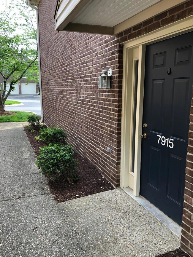 7915 Grand Cascade Dr unit 7401, Louisville, KY 40228 - photo 4
