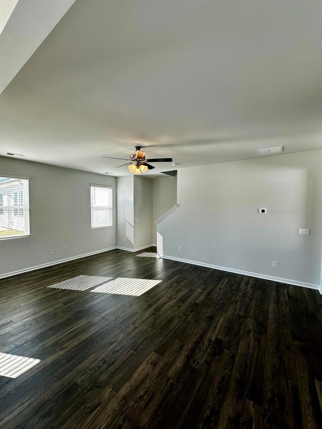 3262 COLONEL Court