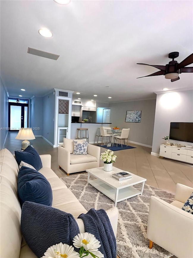 6442 Milk Wagon Ln, Hialeah, FL 33014 - photo 3