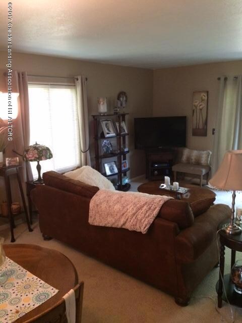 1744 Maple Ridge unit 77, Haslett, MI 48840 - photo 3