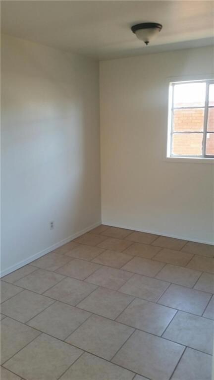 2605 Morehead Ave, El Paso, TX 79930 - photo 5