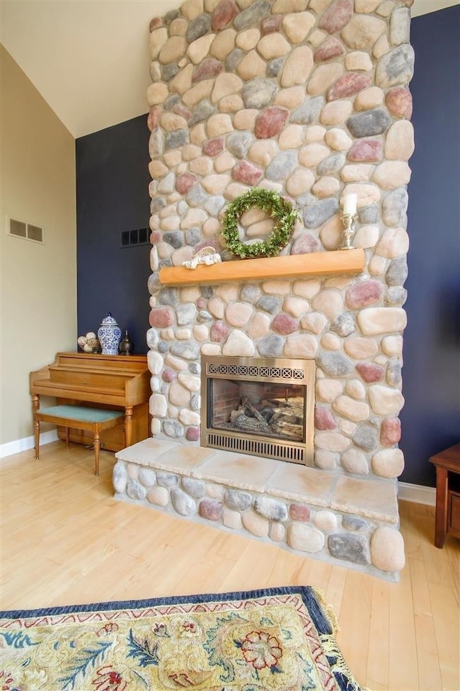 8765 Dexter Gables Ln, Dexter, MI 48130 - photo 6