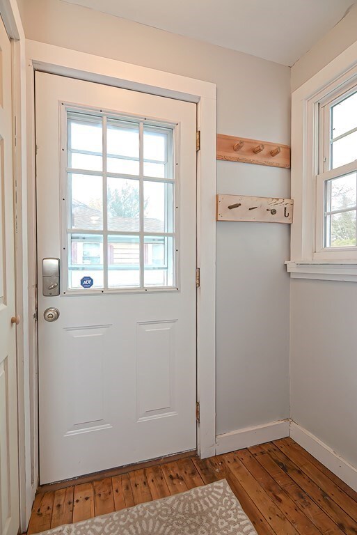 9 Quinn St, North Attleboro, MA 02760 - photo 4