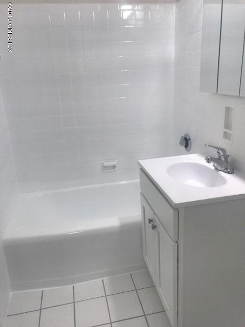 20 Brookside Rear Dr unit 4K, Greenwich, CT 06830 - photo 5