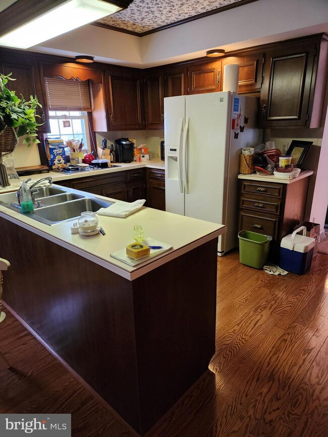 4270 Wilhelm Dr, Chambersburg, PA 17202 - photo 5