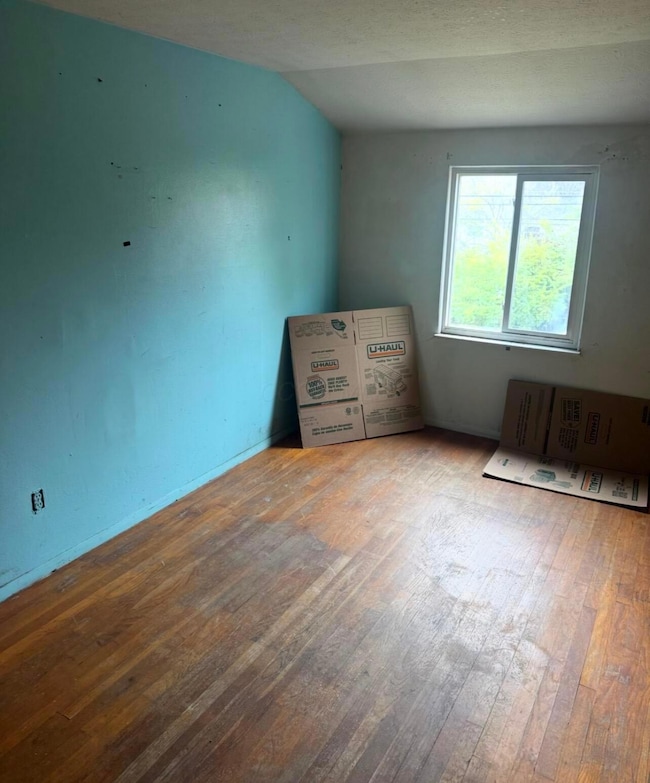 3727-3729 Briggs Rd, Columbus, OH 43228 - photo 4