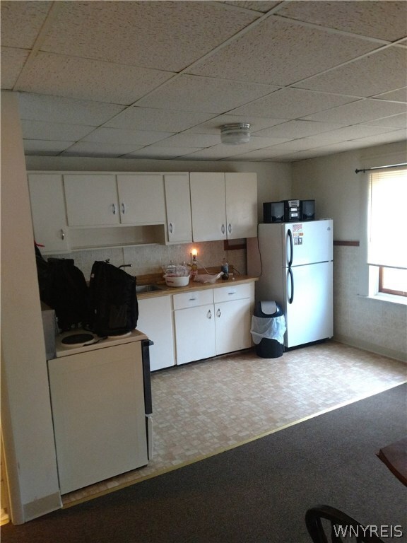 569 Tronolone Place, Niagara Falls, NY 14301 - photo 3