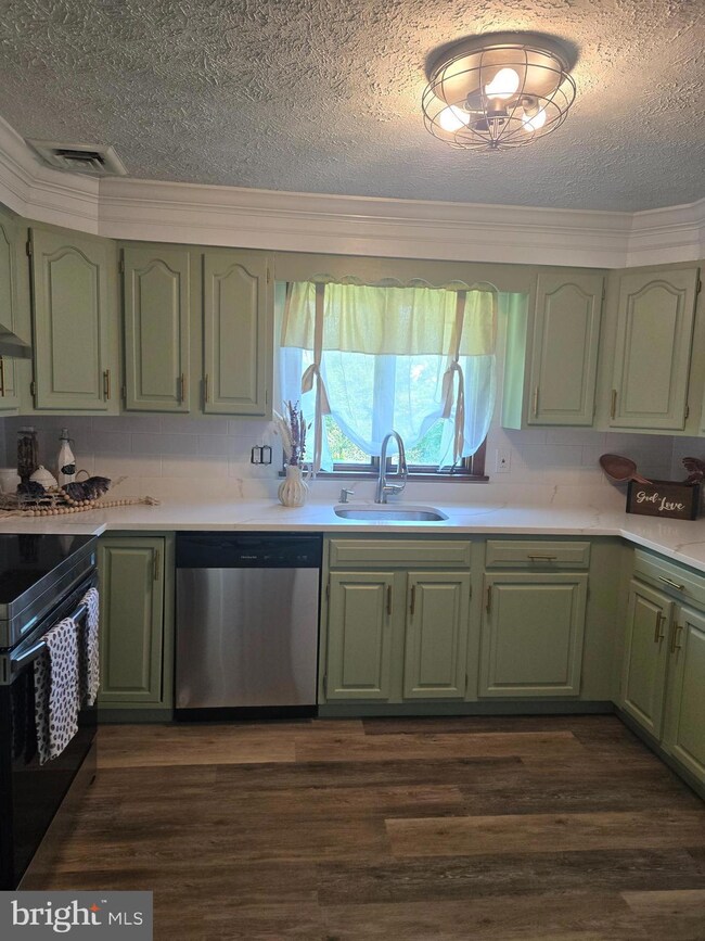 12700 Irons Mountain Rd SE, Cumberland, MD 21502 - photo 5