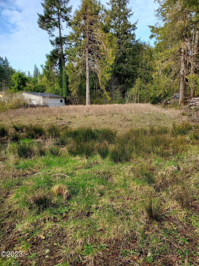 Facing Northwest