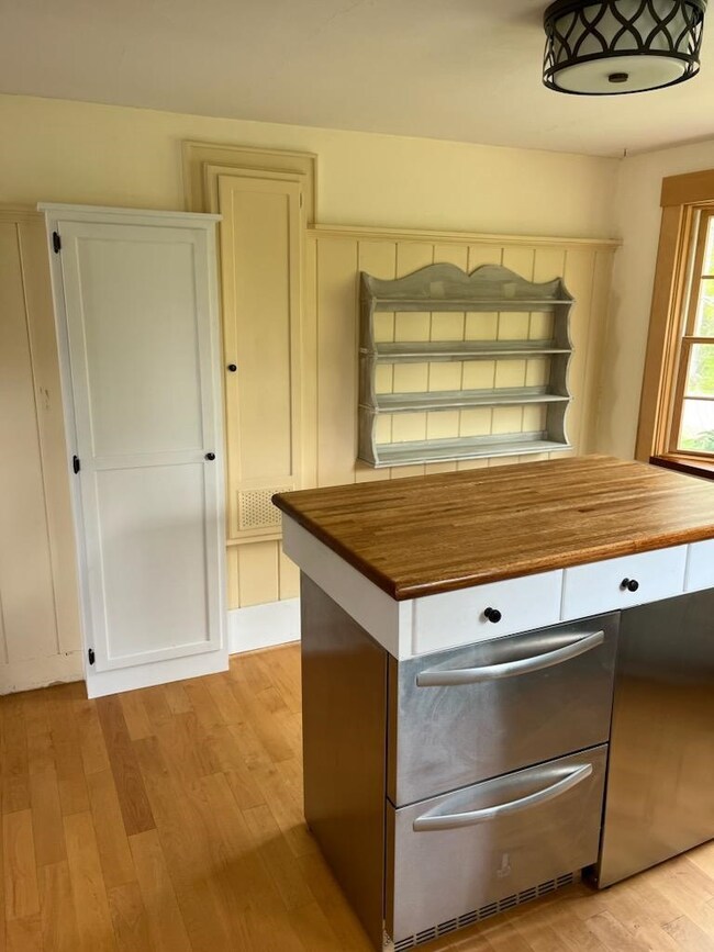 11 Robbins Rd, Fitzwilliam, NH 03447 - photo 6