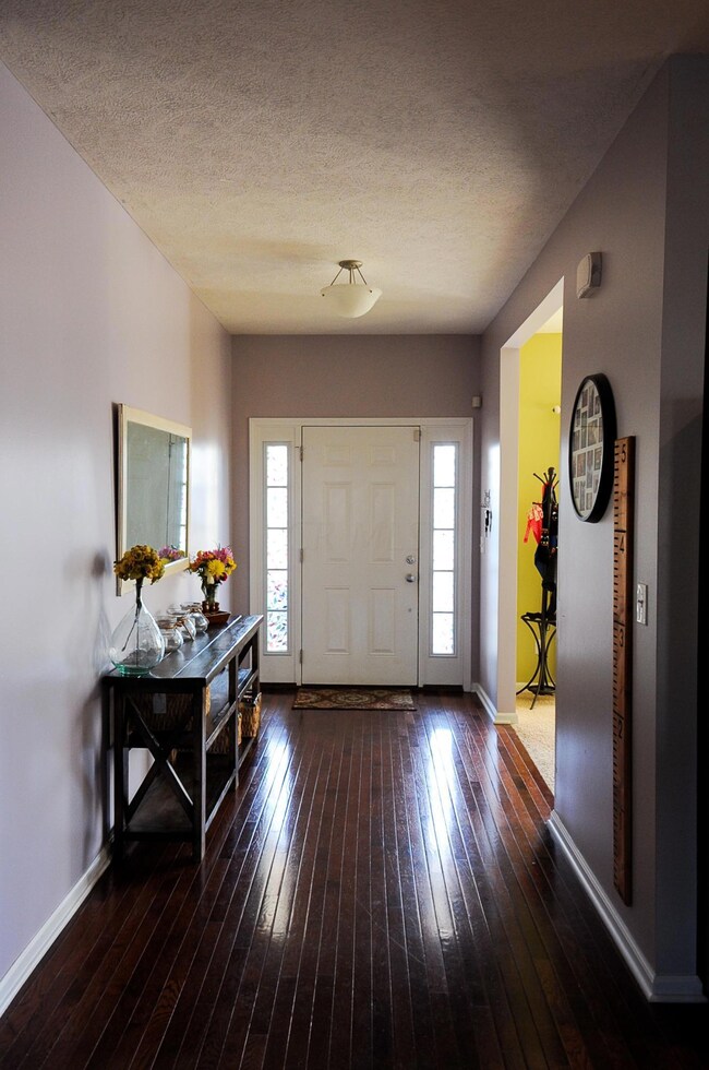 Hallway_002