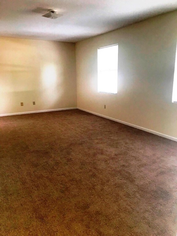 215 Kirk Ln unit 23, Pendleton, SC 29670 - photo 2