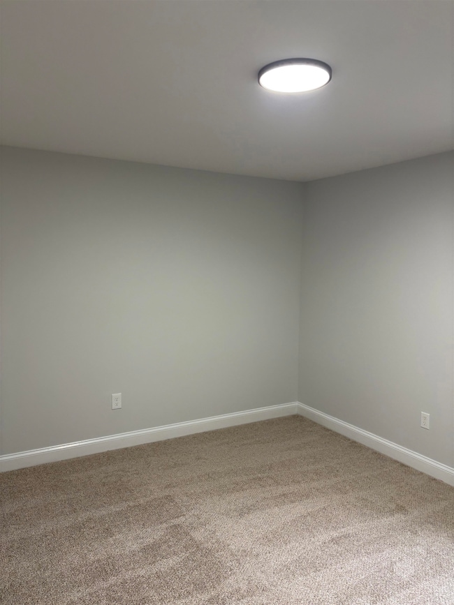 16 Crestview Cir unit 174, Londonderry, NH 03053 - photo 7