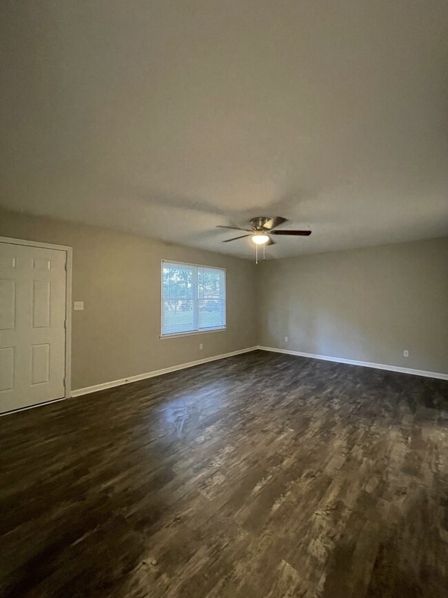 125 Boxwood Dr, Hopkinsville, KY 42240 - photo 3