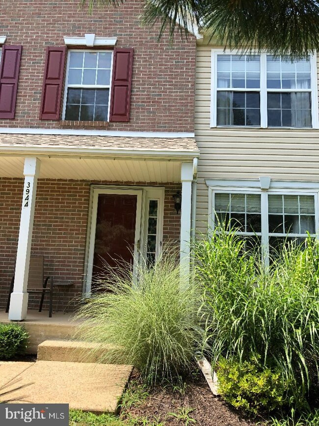 3944 Captain Molly Cir unit AIN, Doylestown, PA 18902 - photo 2