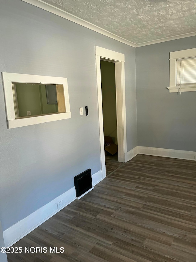 2324 Upton Ave, Toledo, OH 43606 - photo 6