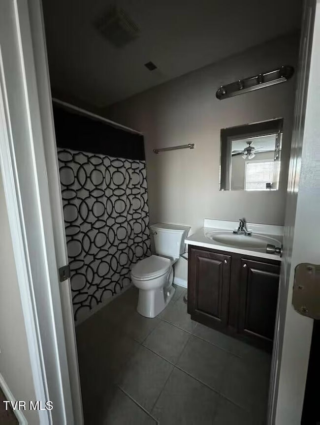 119 Amanda Ln, Bristol, TN 37620 - photo 4