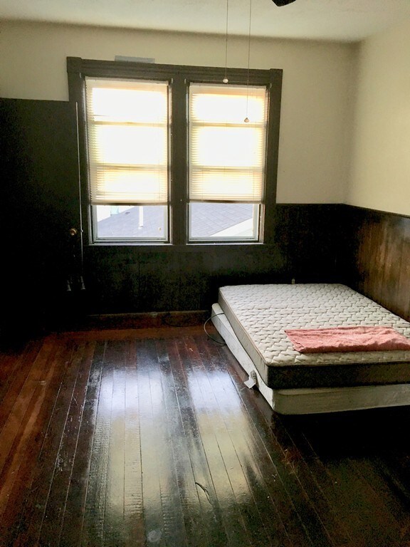 28 Russell St unit 3, Fall River, MA 02721 - photo 6