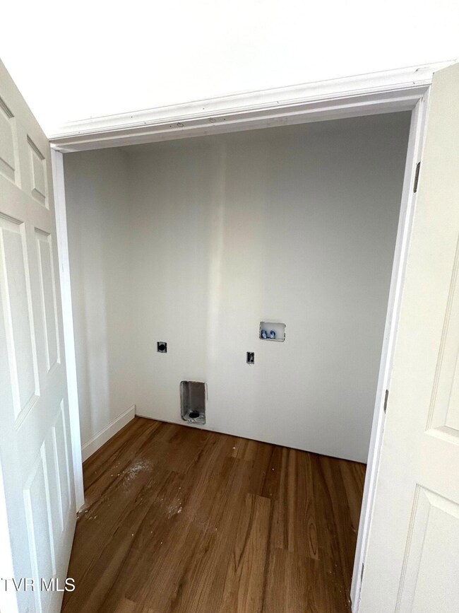 1720 Pendleton St, Kingsport, TN 37660 - photo 7