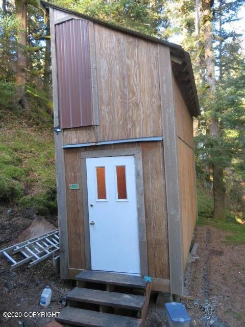 STORAGE SHED