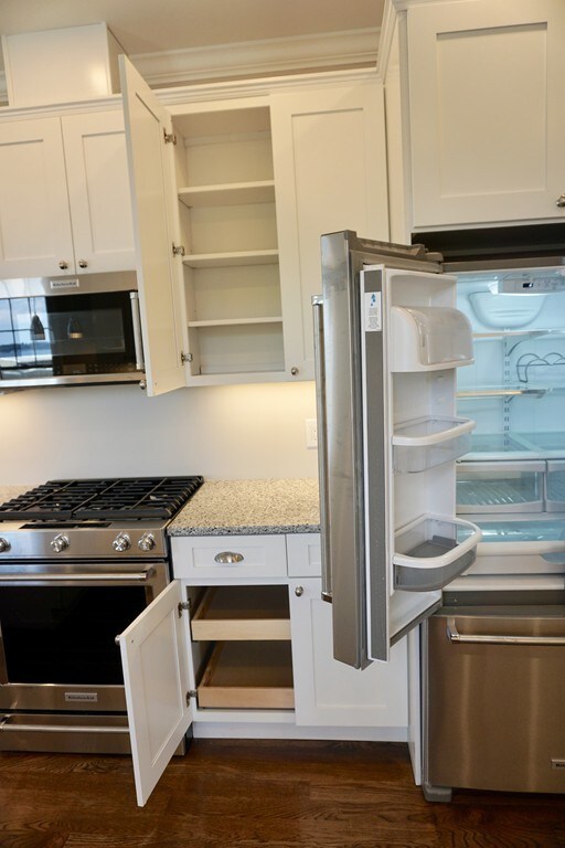 1662 Columbia Rd unit 3, Boston, MA 02127 - photo 5