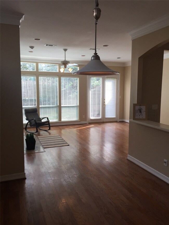 2203 Driscoll St, Houston, TX 77019 - photo 5