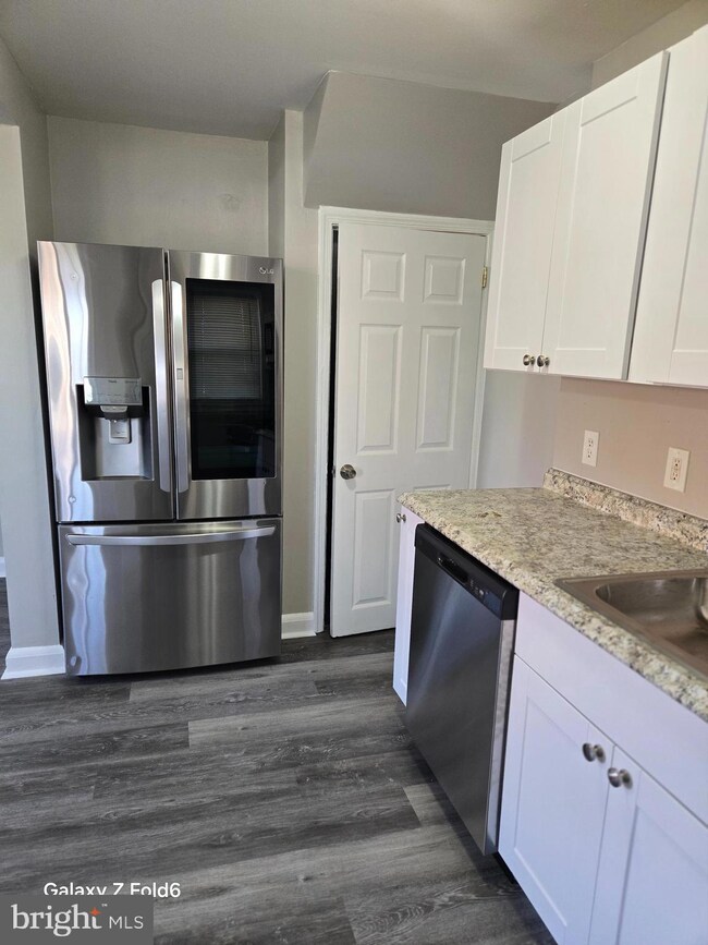 2169 Vailthorn Rd, Middle River, MD 21220 - photo 6