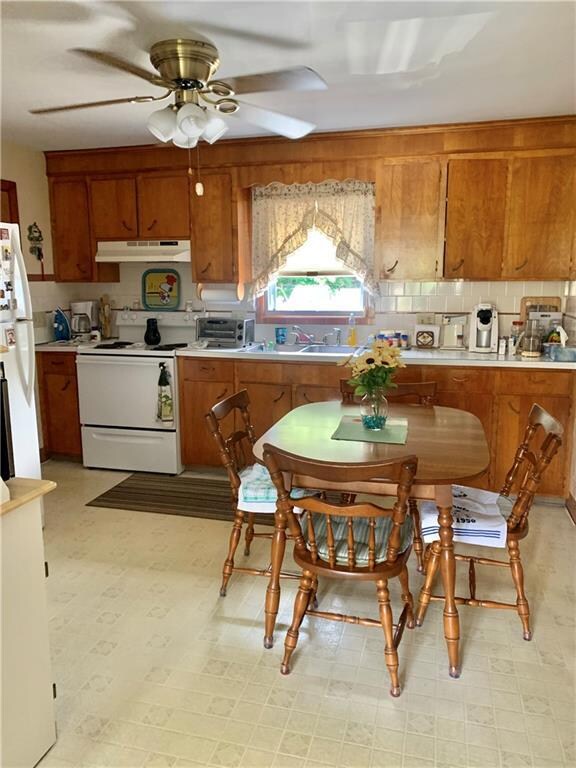  Unit 1 Kitchen