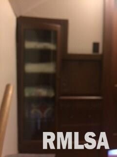 3021 Pershing Blvd, Clinton, IA 52732 - photo 6