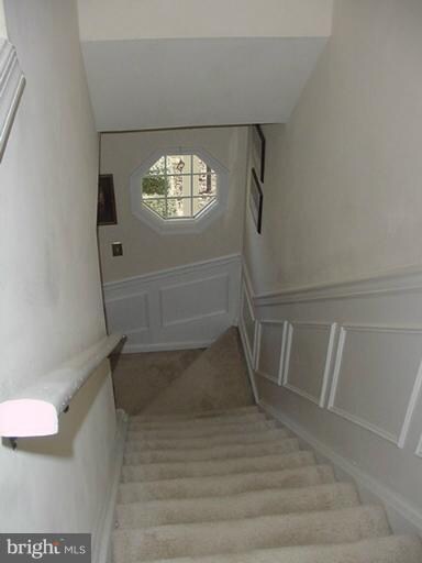 2890 Chevoit Hill Ct, Woodbridge, VA 22191 - photo 6