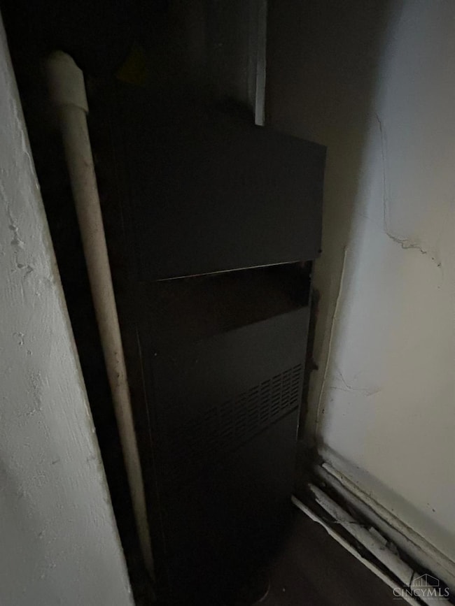 234 Mcguire Ln, Cincinnati, OH 45215 - photo 7