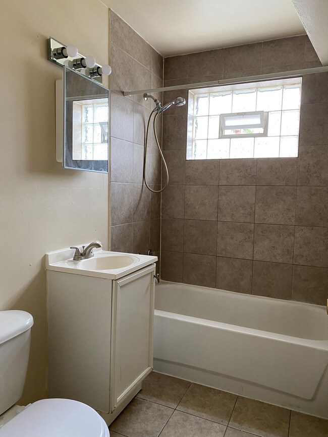 14629 Karlov Ave unit GE, Midlothian, IL 60445 - photo 6