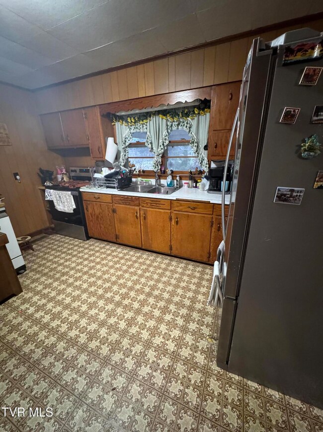 6890 Newport Hwy, Greeneville, TN 37743 - photo 6