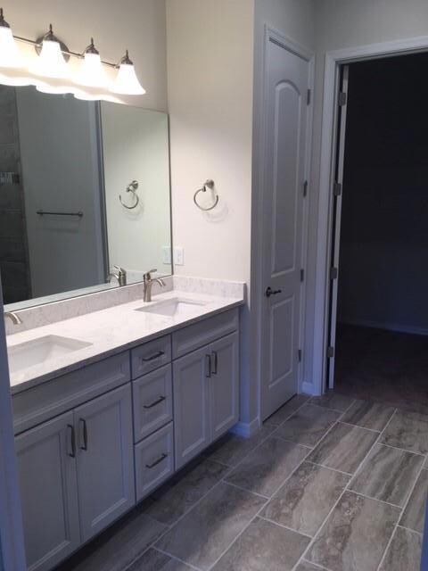 3101 - Master Bathroom (002) (002)