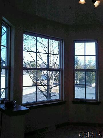 3 Stratton Cir, Troy, NY 12182 - photo 7