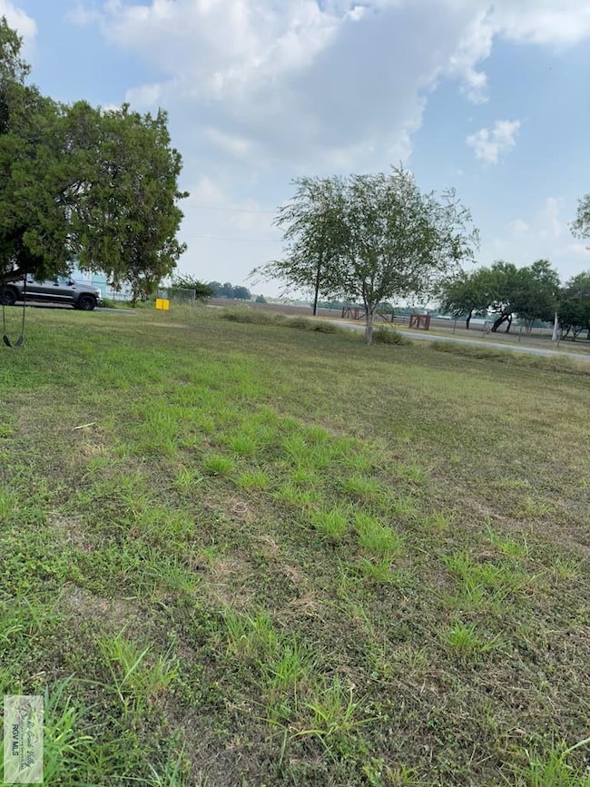 2002 S Tamm Ln unit 19, Harlingen, TX 78552 - photo 3