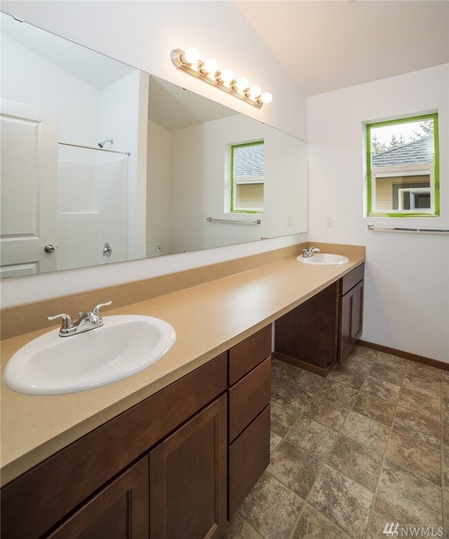 109 203rd Place SW unit 2, Lynnwood, WA 98036 - photo 7